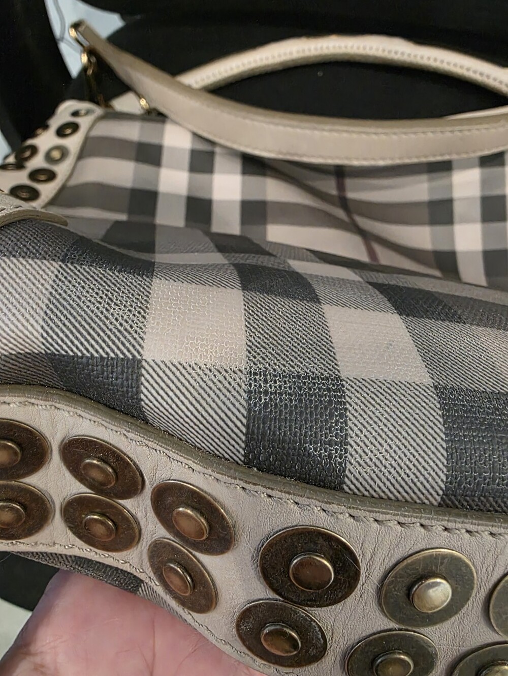 Burberry Beige and Gray Plaid Shoulder Bag with Stud Trim - Picture 12 of 17